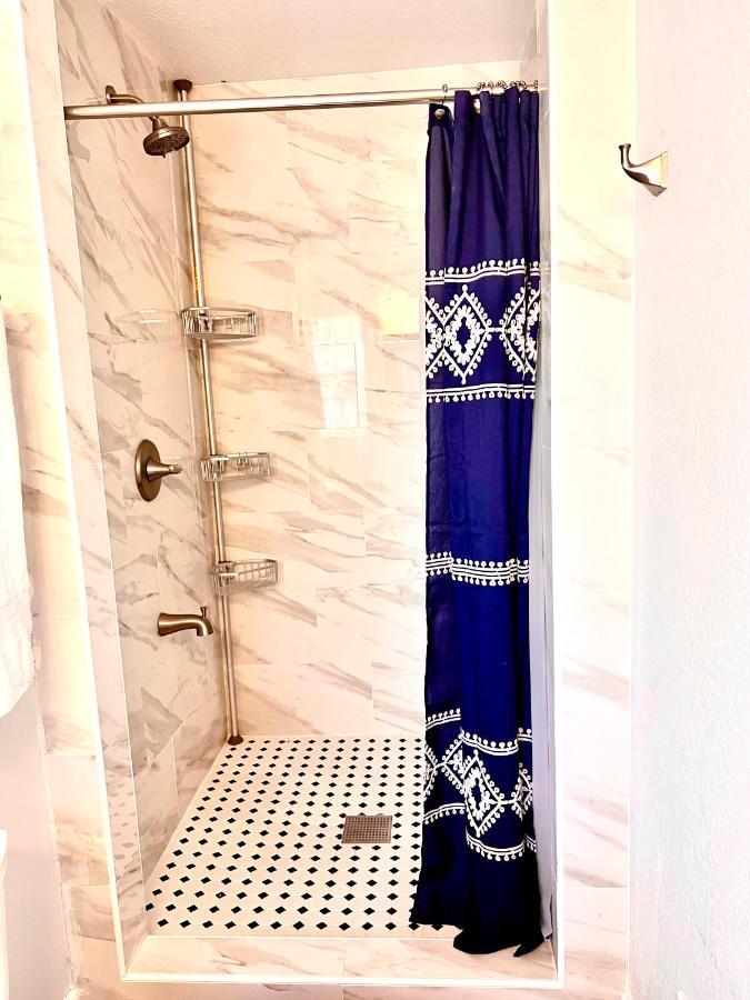 Upgraded, Stylish & Comfy 1 Bedroom/1 Bath Studio بايسون المظهر الخارجي الصورة